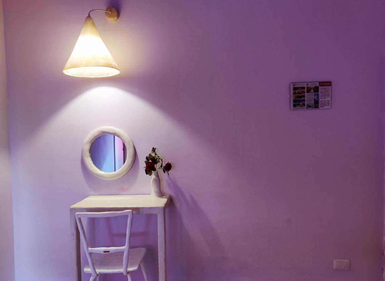 אלברובלו Art Rooms Joyful People מראה חיצוני תמונה